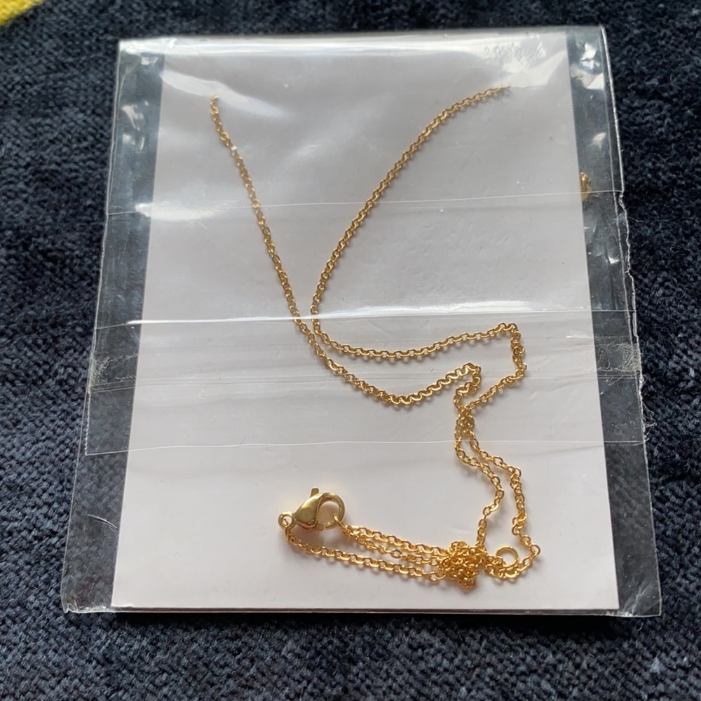 JONESY WOOD Gold Initial “F” Necklace - Picture 2 of 3